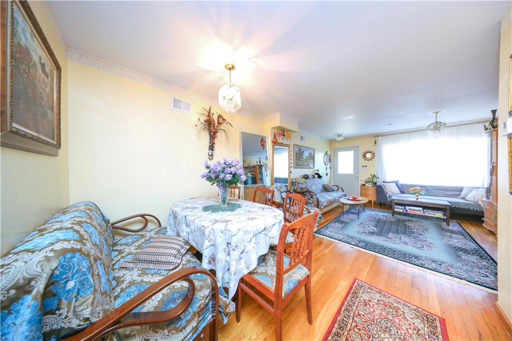 Single Family Townsend  Staten Island, NY 10304, MLS-490162-15