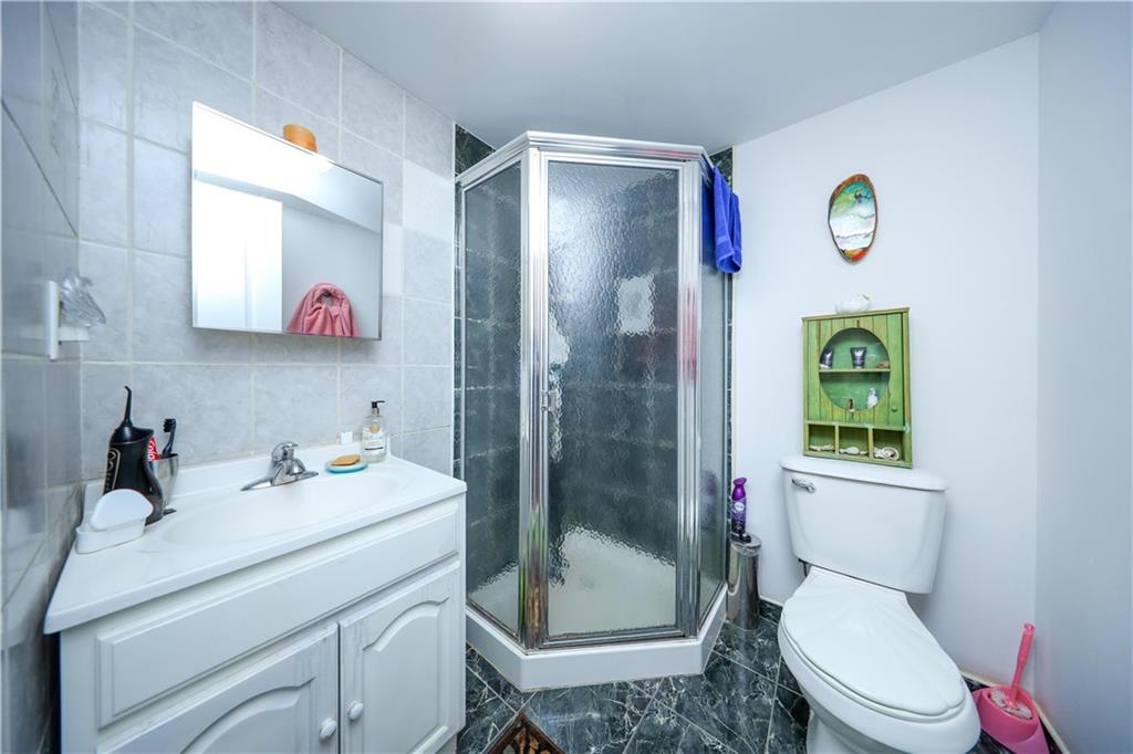 Single Family Townsend  Staten Island, NY 10304, MLS-490162-22