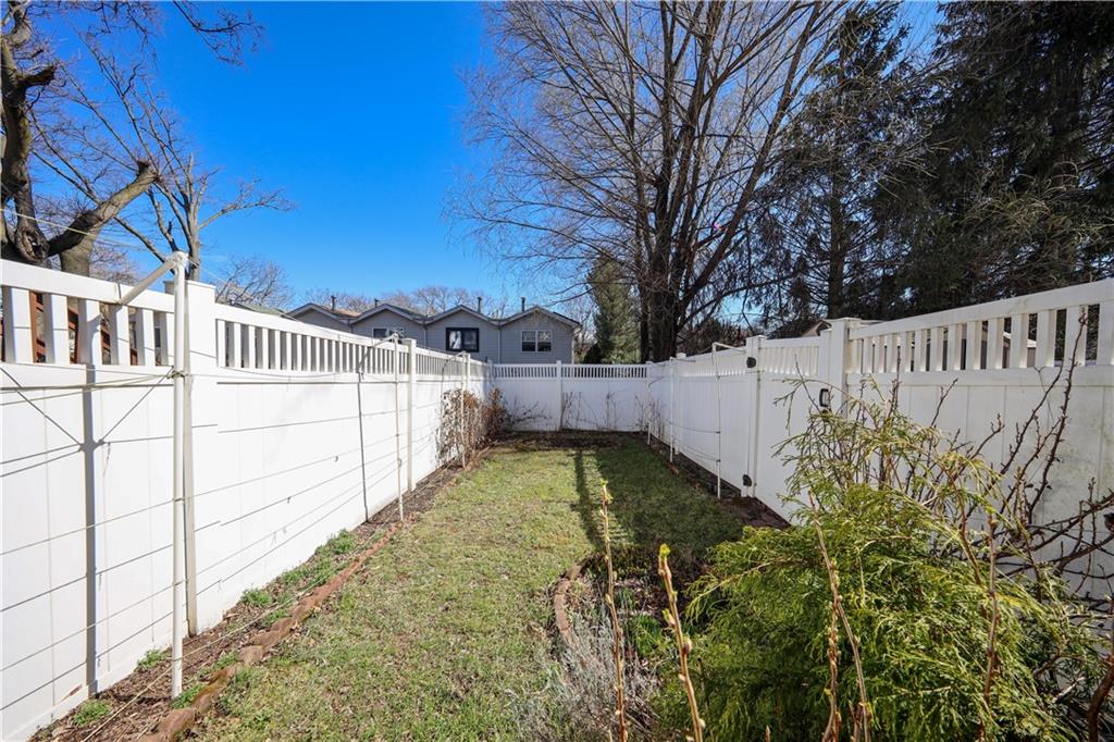 Single Family Townsend  Staten Island, NY 10304, MLS-490162-3