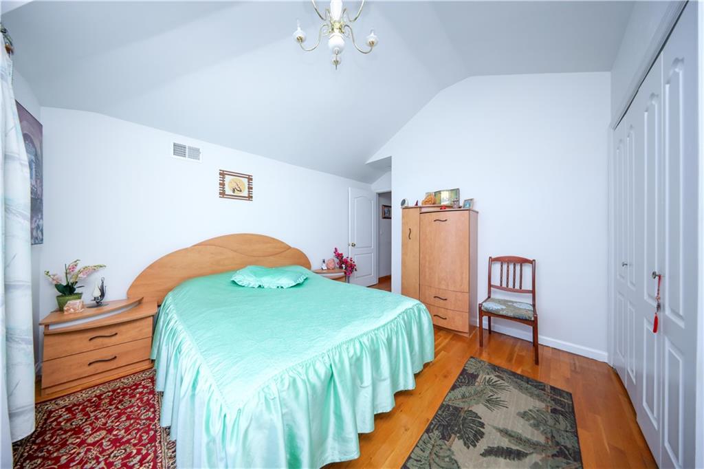 Single Family Townsend  Staten Island, NY 10304, MLS-490162-8