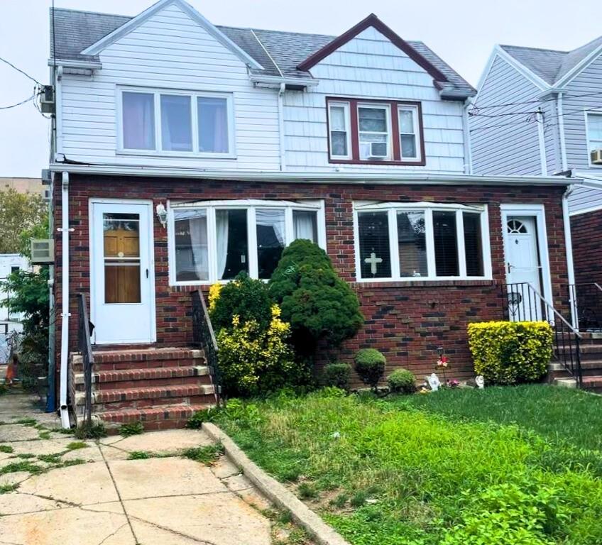 Single Family in Marine Park - 35th  Brooklyn, NY 11234