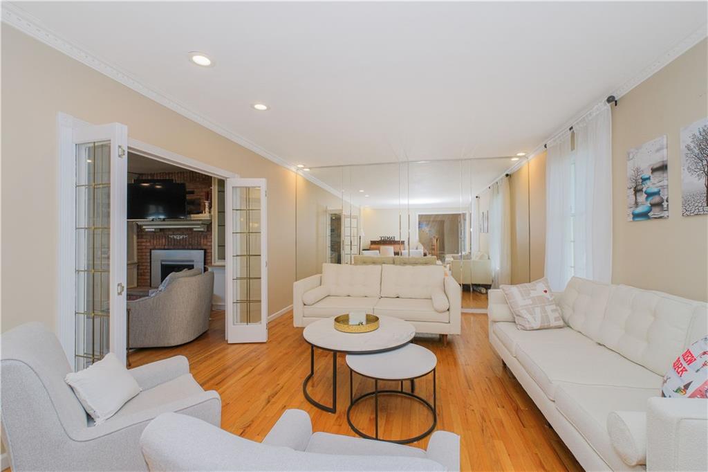 Single Family Haywood  Staten Island, NY 10307, MLS-493252-7