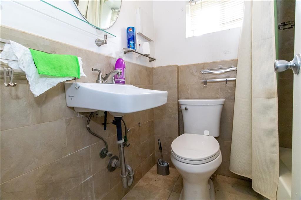 Single Family Clarendon  Brooklyn, NY 11203, MLS-493443-28