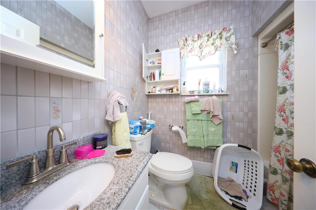 Single Family Hurlbert  Staten Island, NY 10305, MLS-494323-17