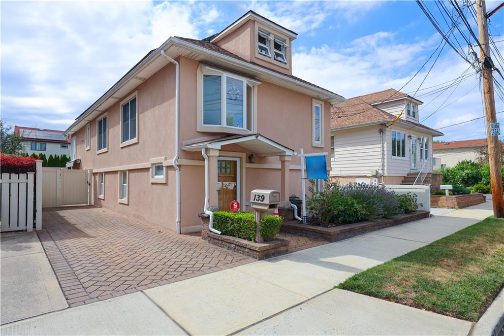 Single Family Hurlbert  Staten Island, NY 10305, MLS-494323-2