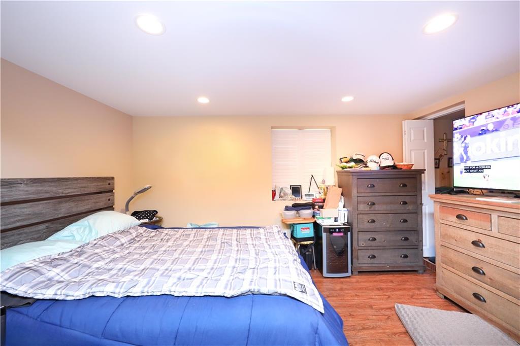 Single Family Hurlbert  Staten Island, NY 10305, MLS-494323-4