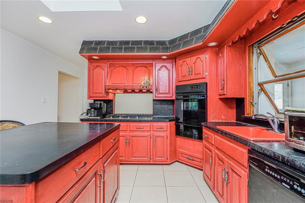 Single Family Longfellow  Staten Island, NY 10301, MLS-494586-14