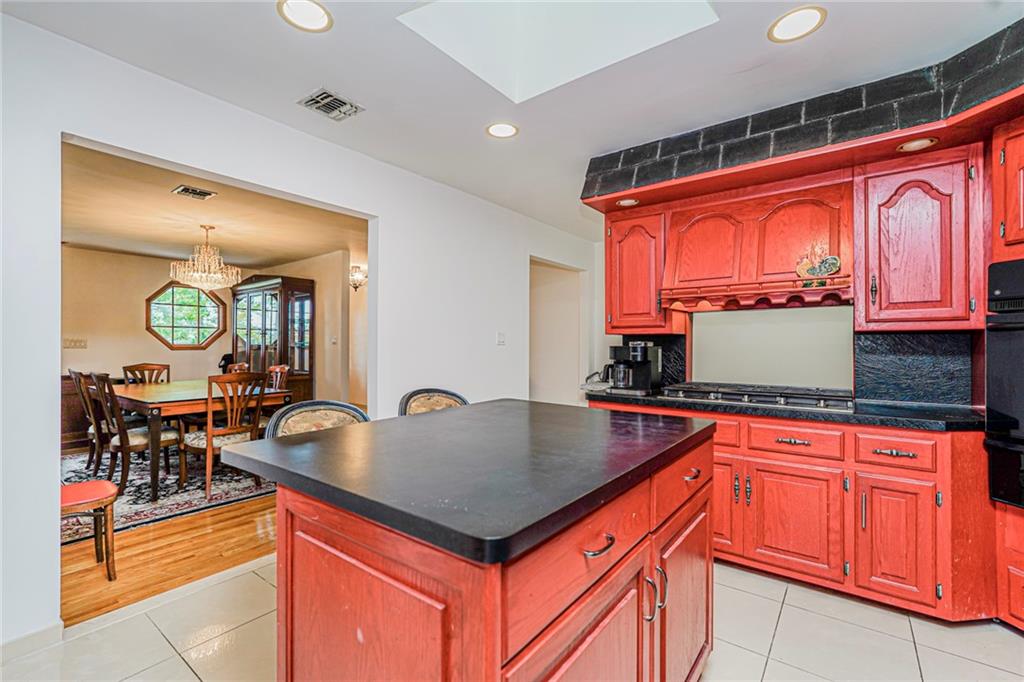 Single Family Longfellow  Staten Island, NY 10301, MLS-494586-15