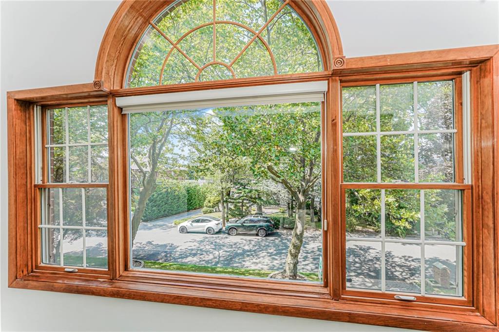 Single Family Longfellow  Staten Island, NY 10301, MLS-494586-23