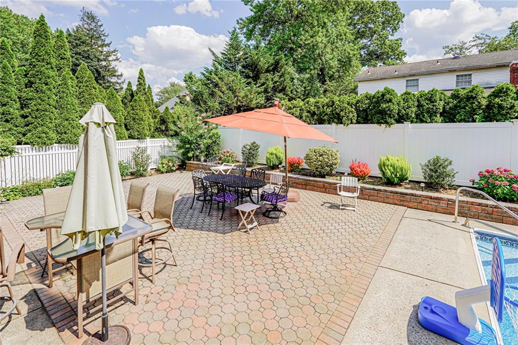 Single Family Longfellow  Staten Island, NY 10301, MLS-494586-46