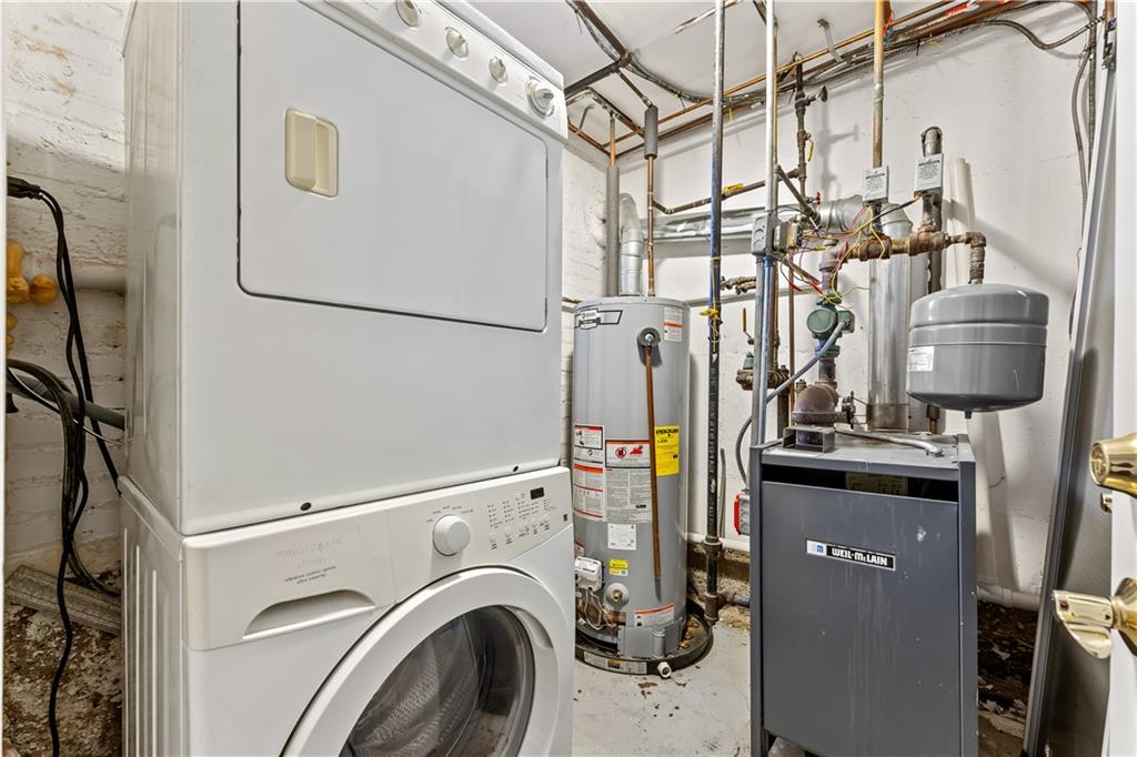 Single Family 27th  Brooklyn, NY 11235, MLS-494963-22