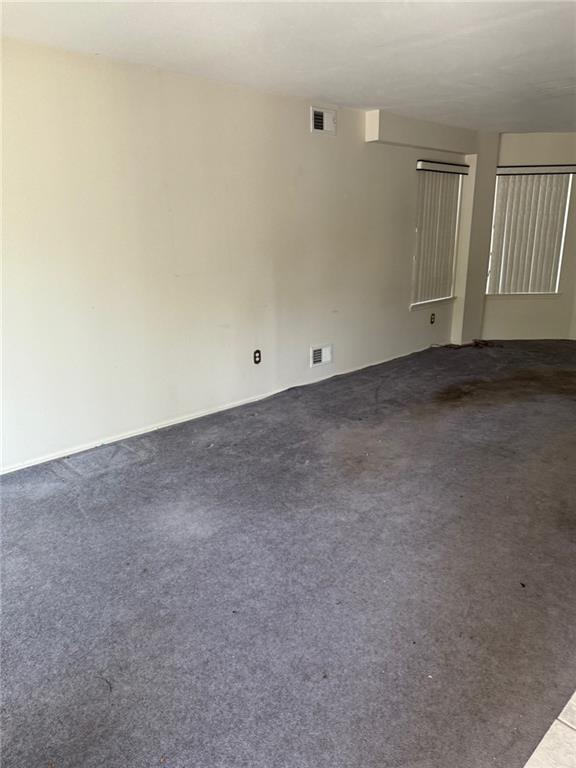 Two Family Seguine  Staten Island, NY 10309, MLS-494994-3