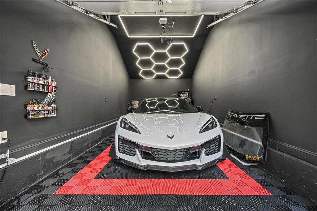 Single Family Cheevers  Staten Island, NY 10307, MLS-495149-35