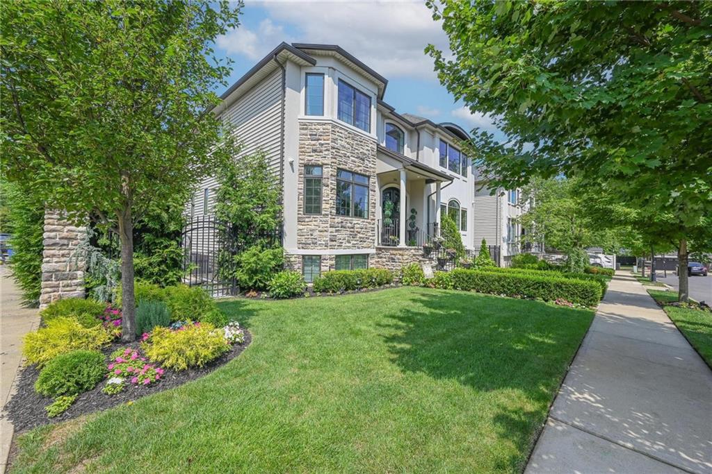 Single Family Cheevers  Staten Island, NY 10307, MLS-495149-4