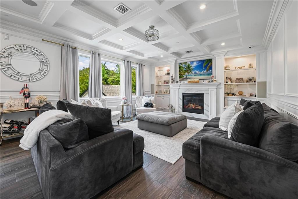 Single Family Cheevers  Staten Island, NY 10307, MLS-495149-9