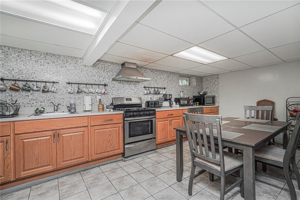 Single Family Brentwood  Staten Island, NY 10301, MLS-495206-26