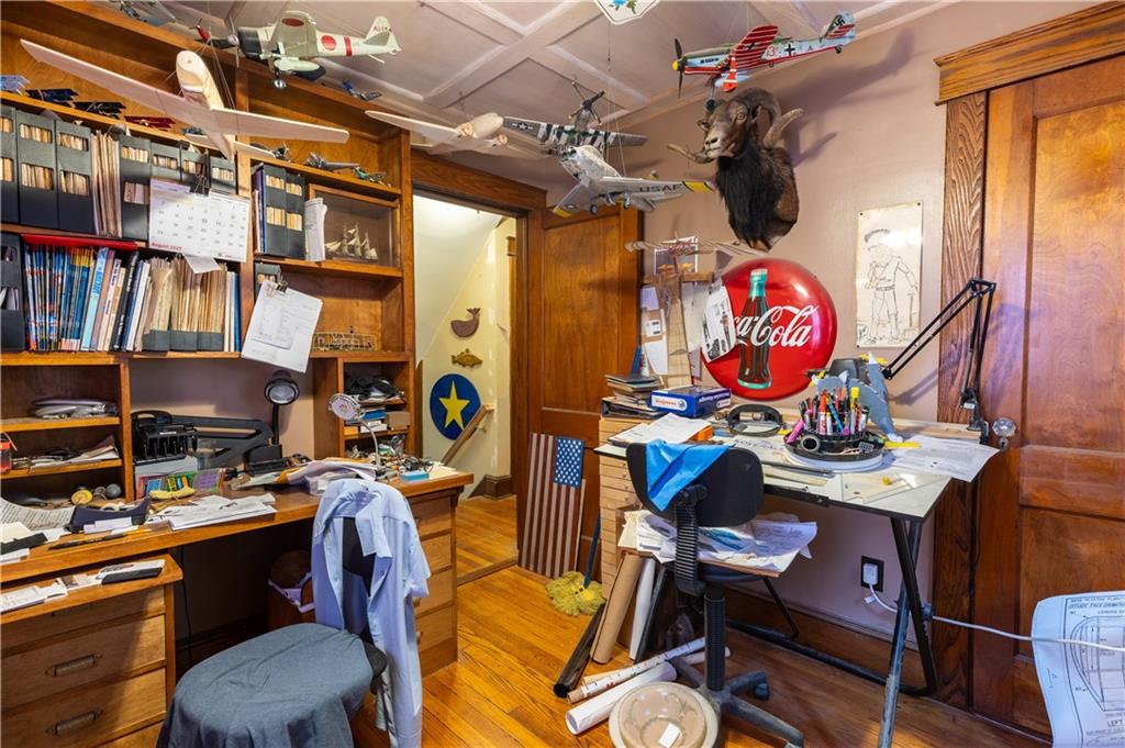 Single Family Decker  Staten Island, NY 10302, MLS-495214-17