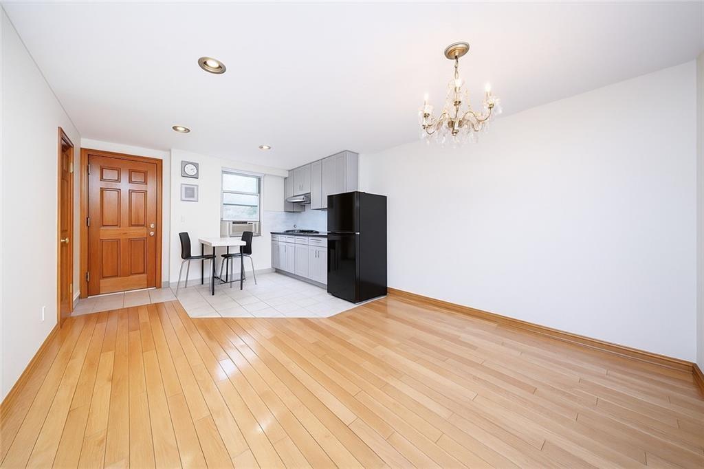 Single Family 26th  Brooklyn, NY 11229, MLS-495275-3