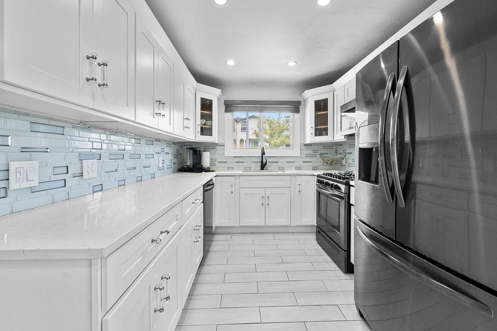 Single Family Goller  Staten Island, NY 10314, MLS-495378-10