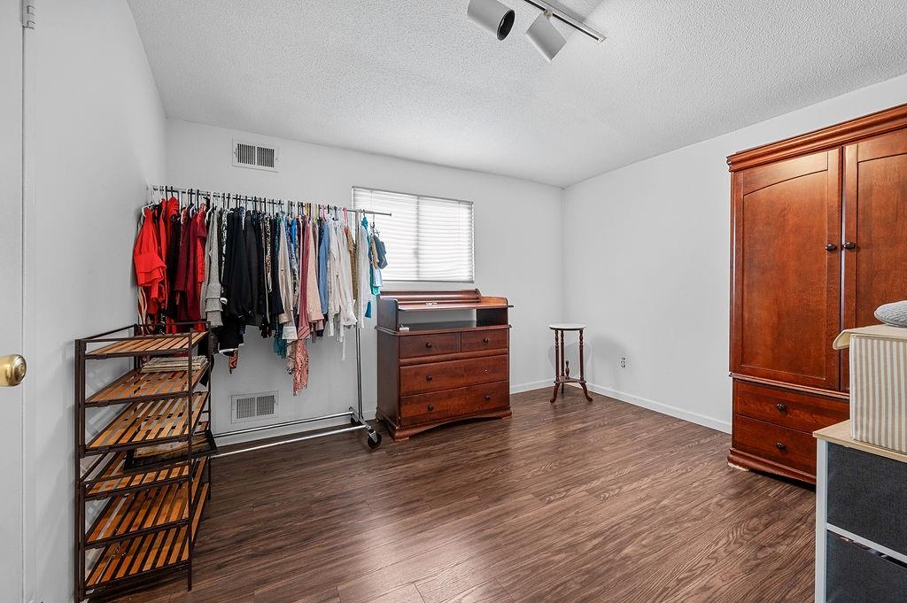 Single Family Goller  Staten Island, NY 10314, MLS-495378-21