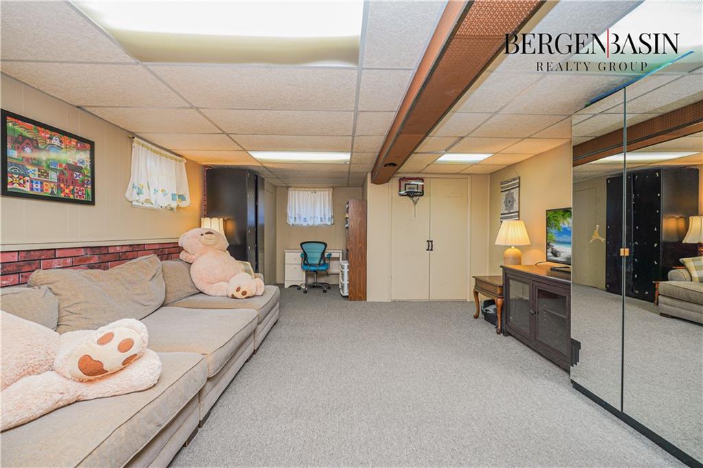 Single Family 64th  Brooklyn, NY 11234, MLS-495983-9