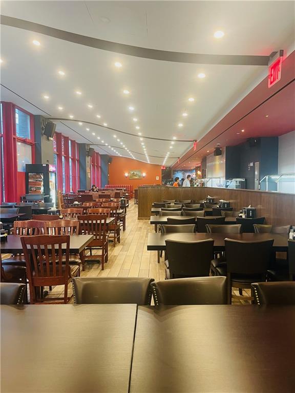 Business Only Creascent  Queens, NY 11101, MLS-496131-5