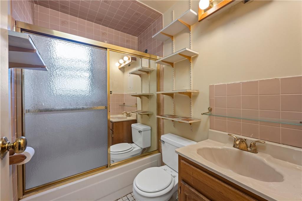 Single Family Hendrix  Brooklyn, NY 11207, MLS-496511-20