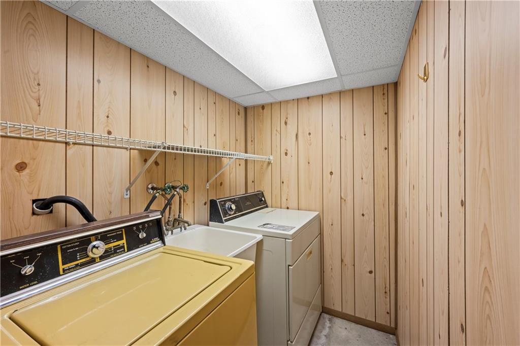 Single Family Hendrix  Brooklyn, NY 11207, MLS-496511-23