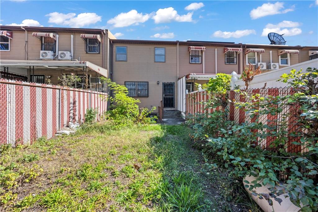Single Family Hendrix  Brooklyn, NY 11207, MLS-496511-25