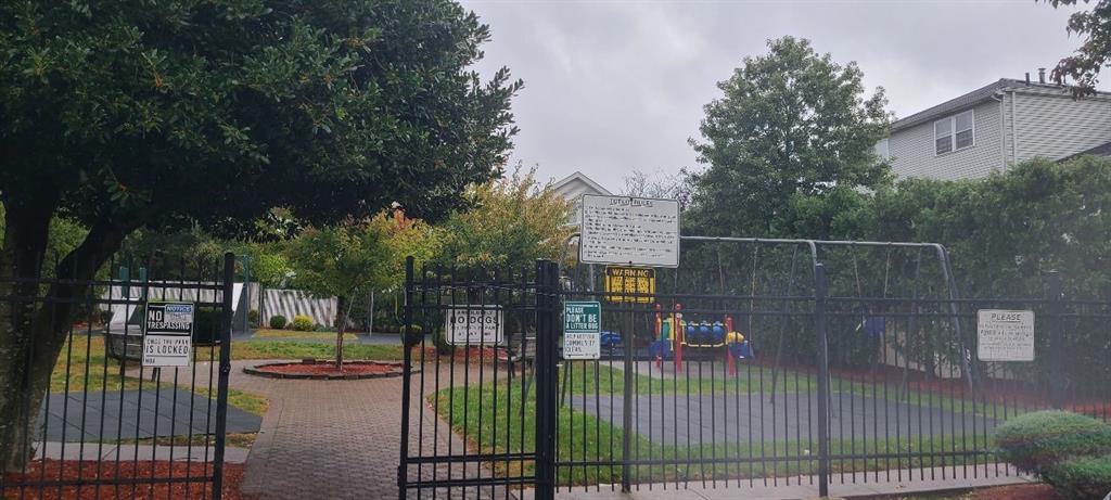 Single Family Lorraine  Staten Island, NY 10309, MLS-496593-31