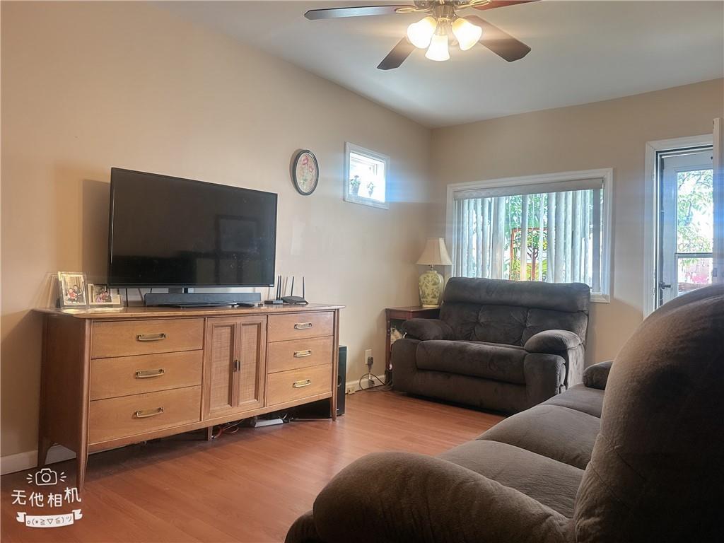 Single Family Lansing  Staten Island, NY 10305, MLS-496677-3