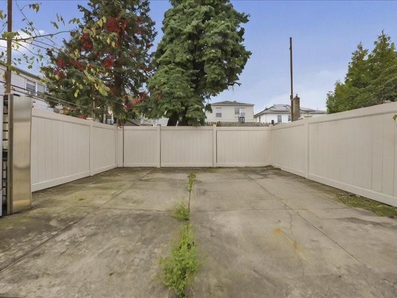 Single Family 66th  Brooklyn, NY 11234, MLS-496948-34