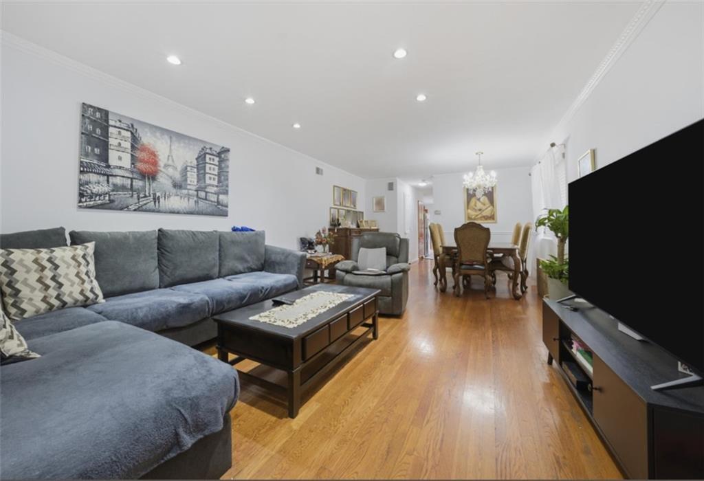 Single Family Bergen Beach  Brooklyn, NY 11234, MLS-497009-18