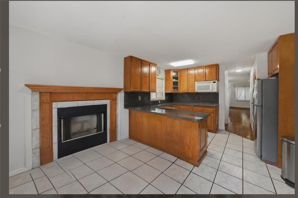 Single Family Bergen Beach  Brooklyn, NY 11234, MLS-497009-28