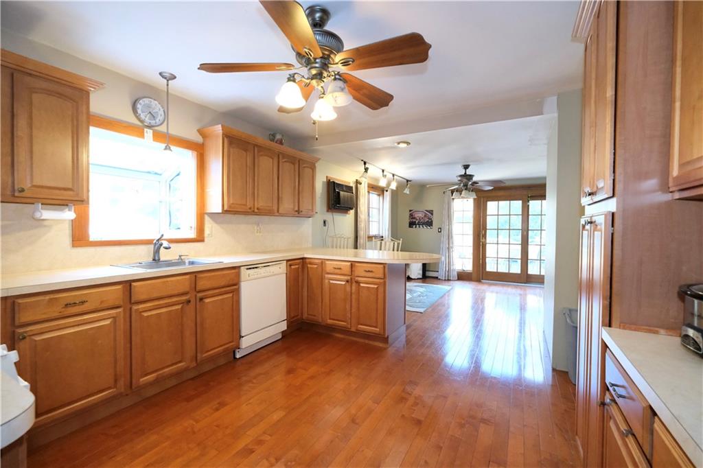 Single Family Leverett  Staten Island, NY 10308, MLS-497074-13