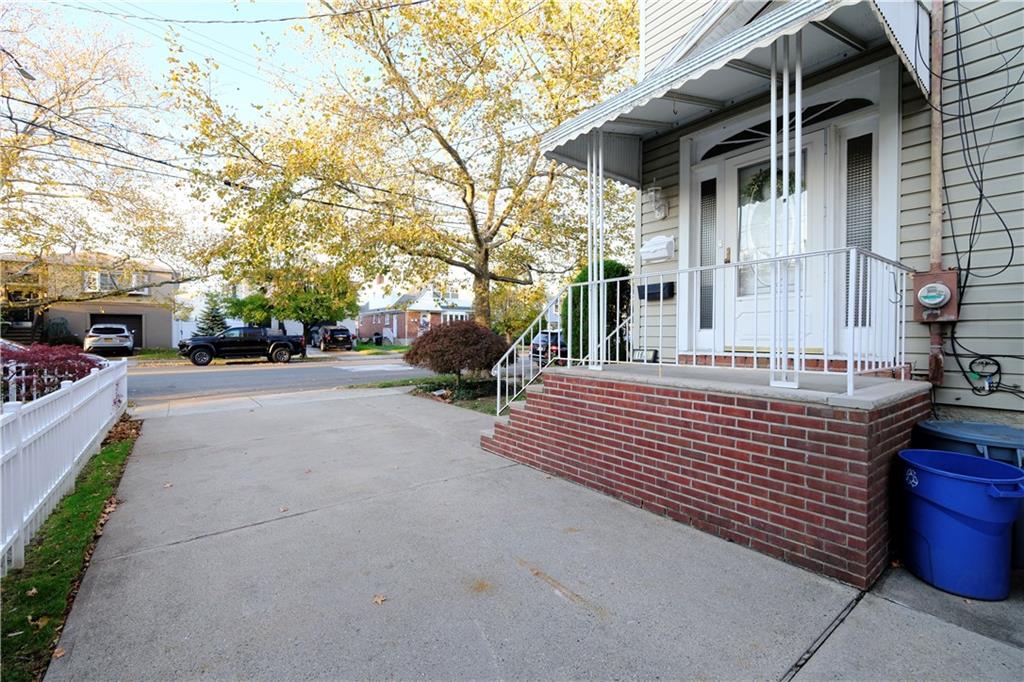 Single Family Leverett  Staten Island, NY 10308, MLS-497074-3