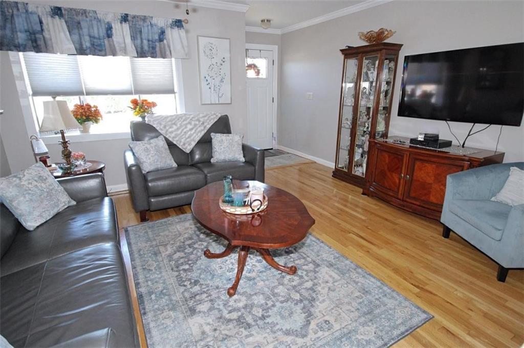 Single Family Pompey  Staten Island, NY 10312, MLS-497106-3