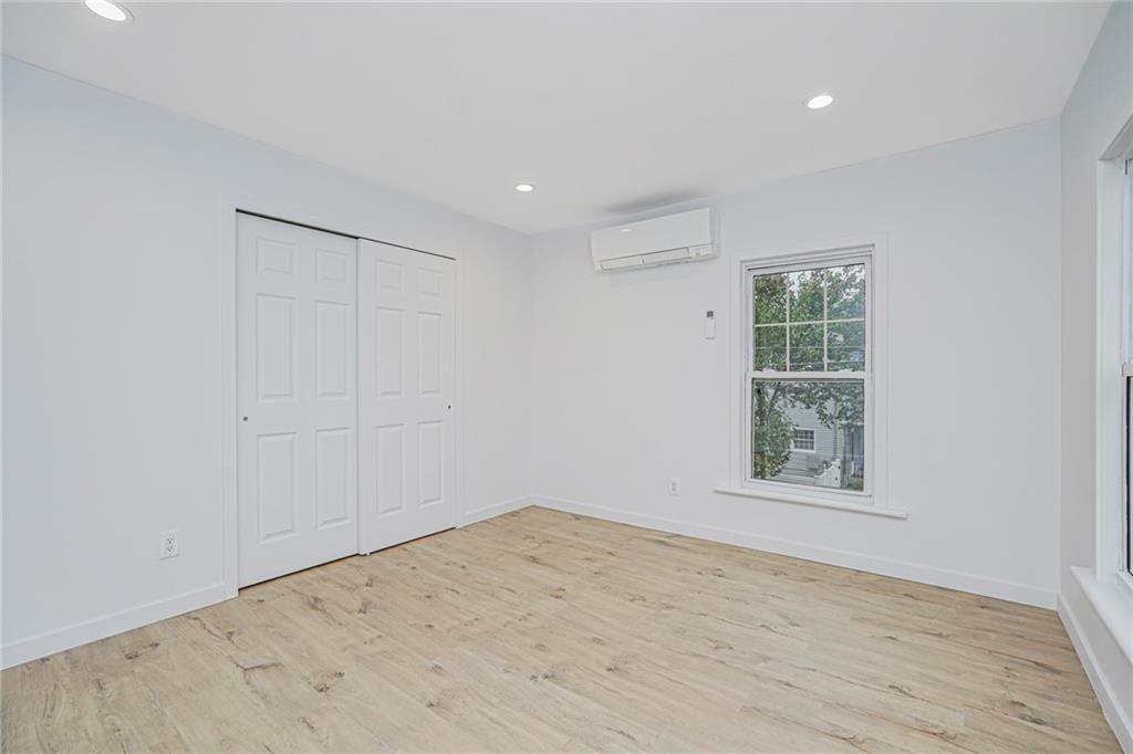 Single Family Arthur Kill  Staten Island, NY 10307, MLS-497115-25