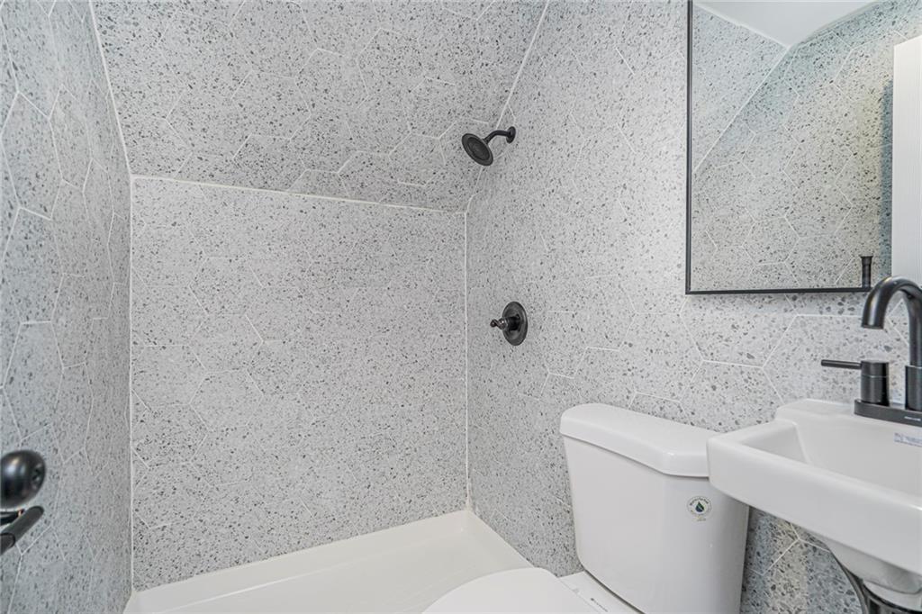 Single Family Arthur Kill  Staten Island, NY 10307, MLS-497115-35