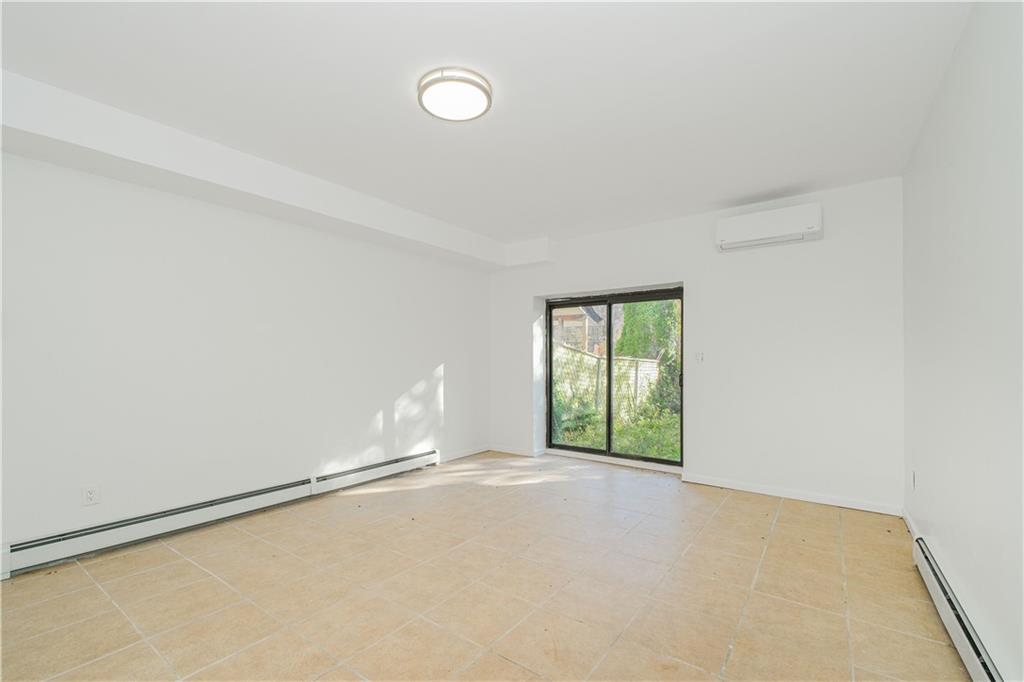 Single Family Oakville  Staten Island, NY 10314, MLS-497261-24