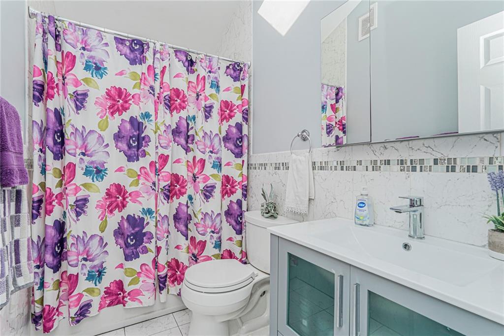 Single Family Medina  Staten Island, NY 10306, MLS-497267-17