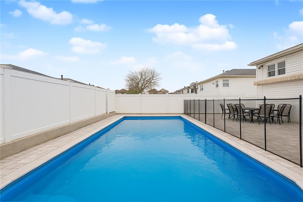 Single Family Drumgoole  Staten Island, NY 10312, MLS-497432-25