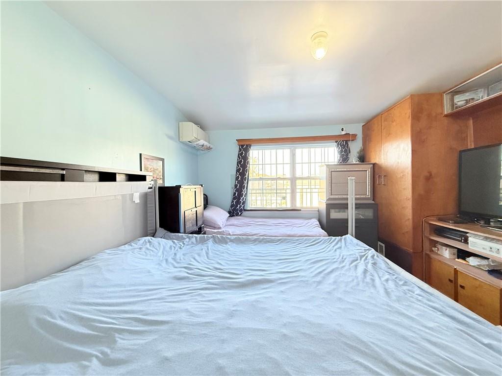 Single Family Geo  Staten Island, NY 10304, MLS-497480-20