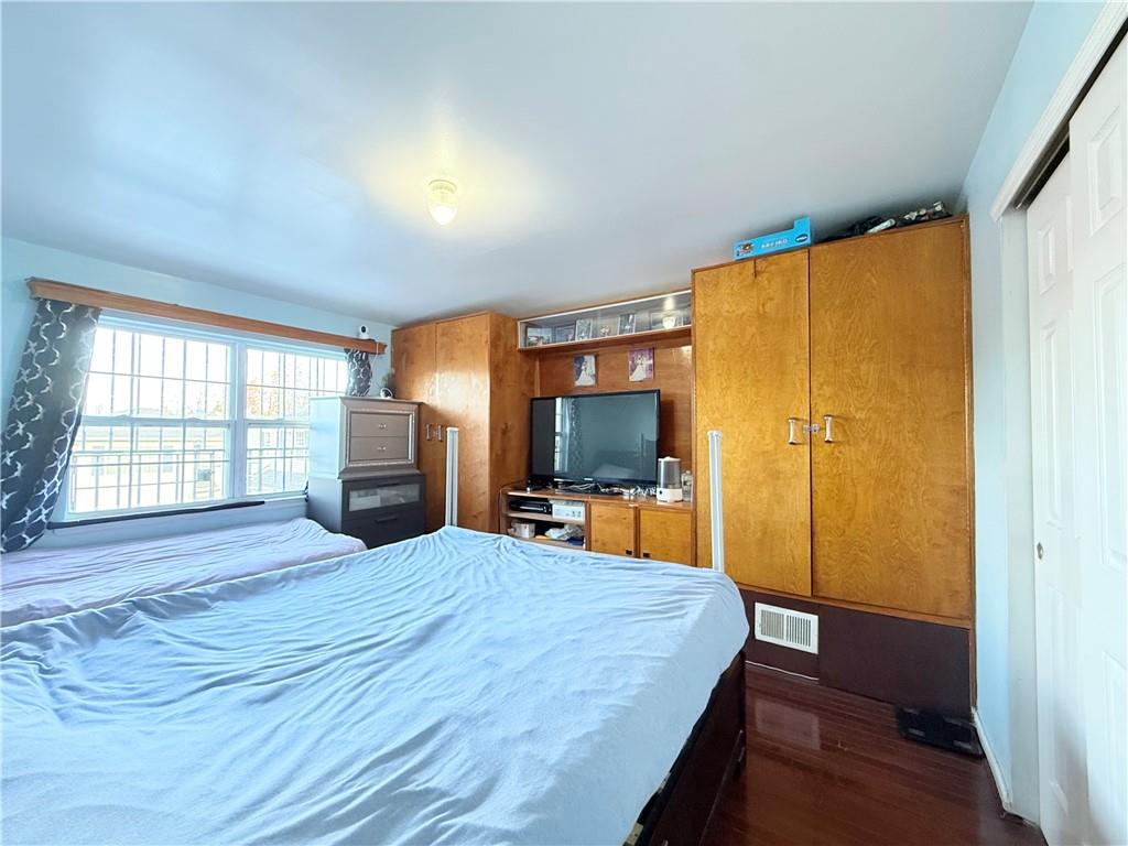 Single Family Geo  Staten Island, NY 10304, MLS-497480-21