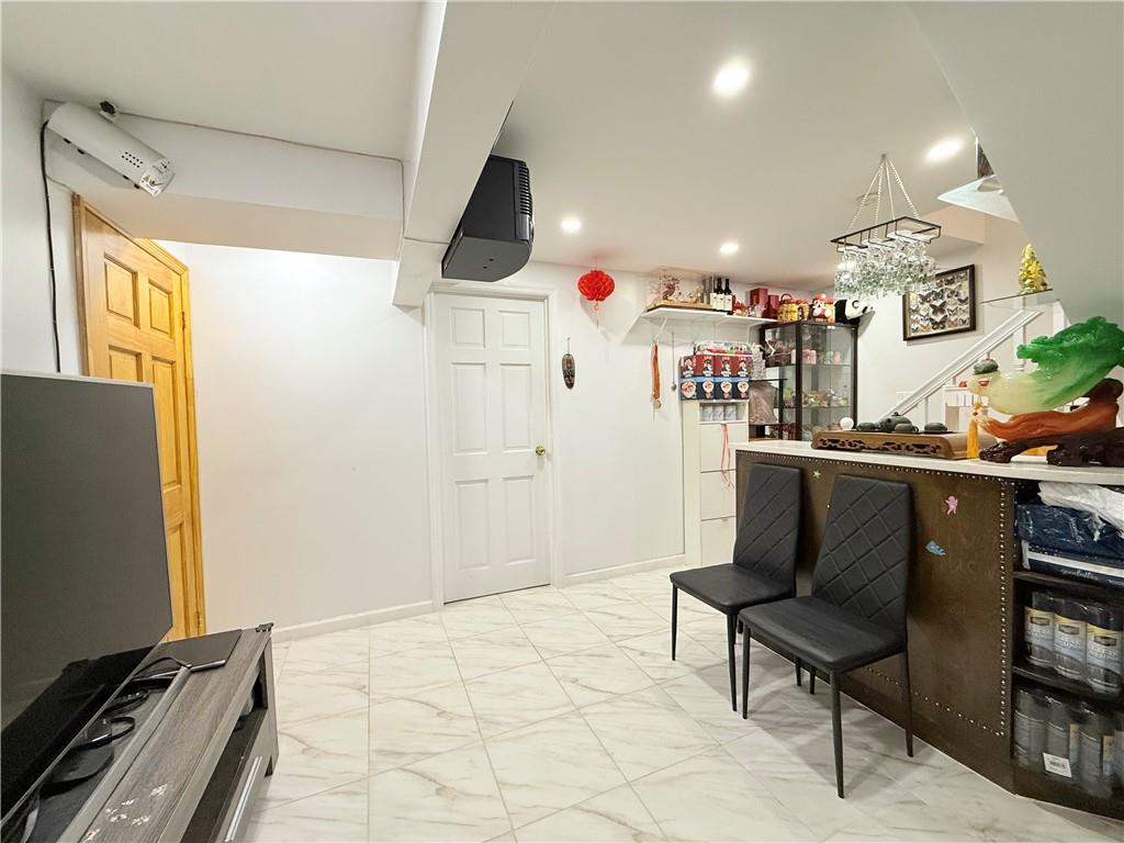 Single Family Geo  Staten Island, NY 10304, MLS-497480-29