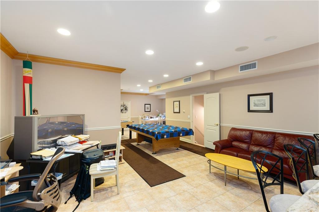 Single Family Diana Trail  Staten Island, NY 10304, MLS-497521-39