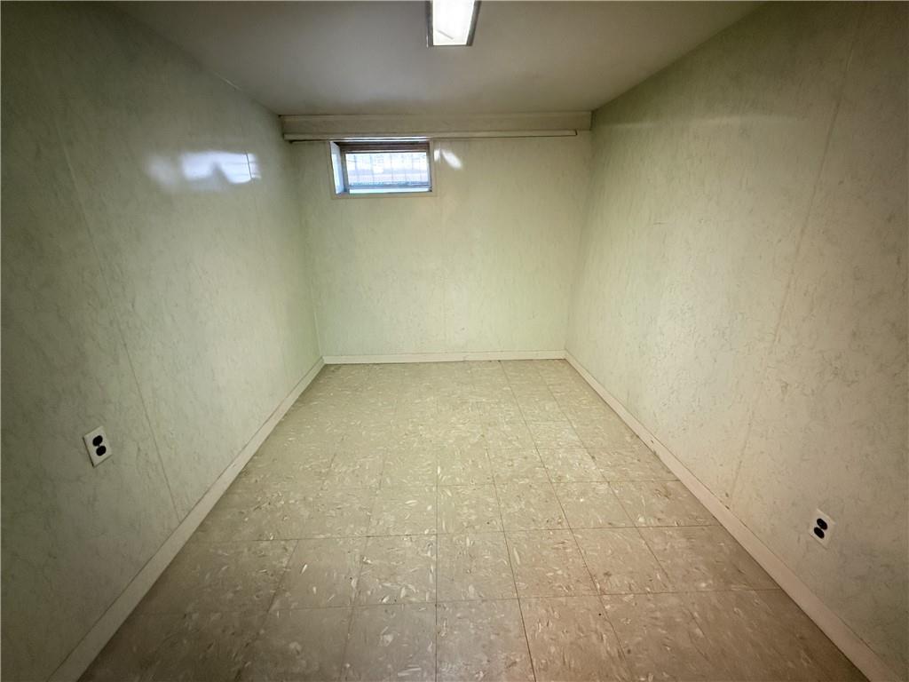 Single Family 28th  Brooklyn, NY 11229, MLS-497532-22