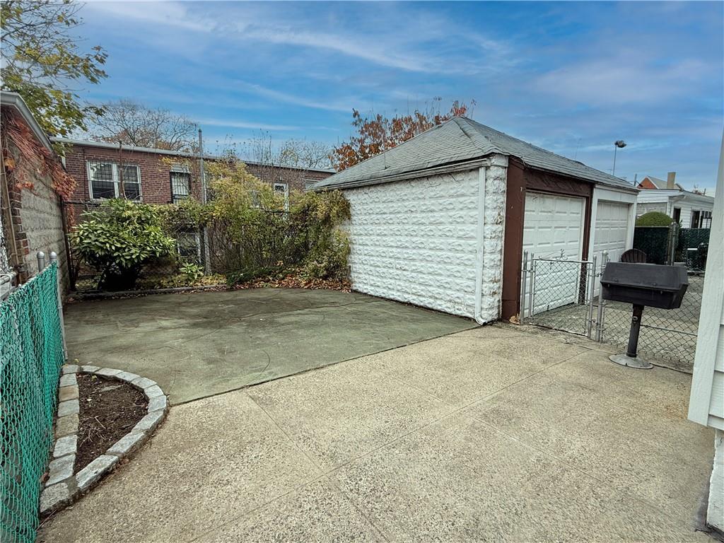 Single Family 28th  Brooklyn, NY 11229, MLS-497532-25