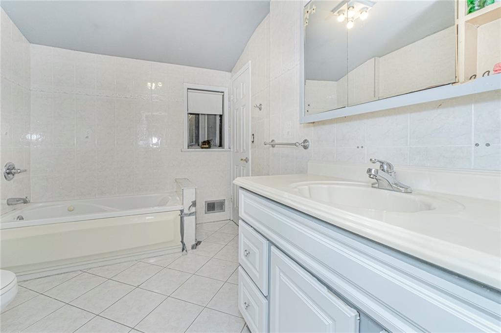 Single Family Longdale  Staten Island, NY 10314, MLS-497541-22