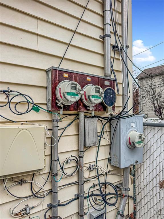 Two Family Maine  Staten Island, NY 10314, MLS-497562-12